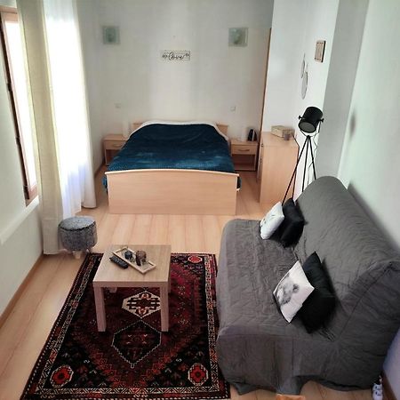 Confortable Maison De Village En Pierre Typique Moltig les Bains Eksteriør bilde